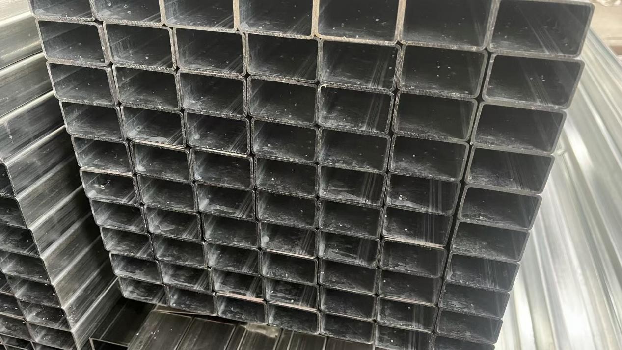 30×50×1.8 Galvanized Rectangular Tube product preview
