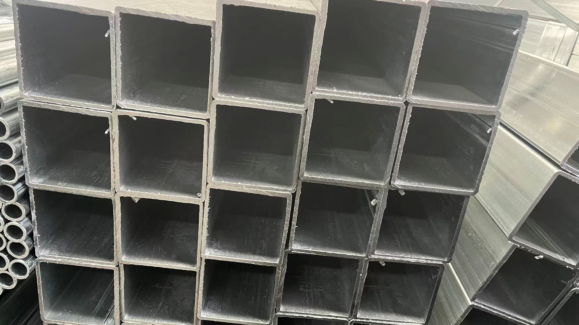 80mm × 2.5mm Galvanized Square Tube product image