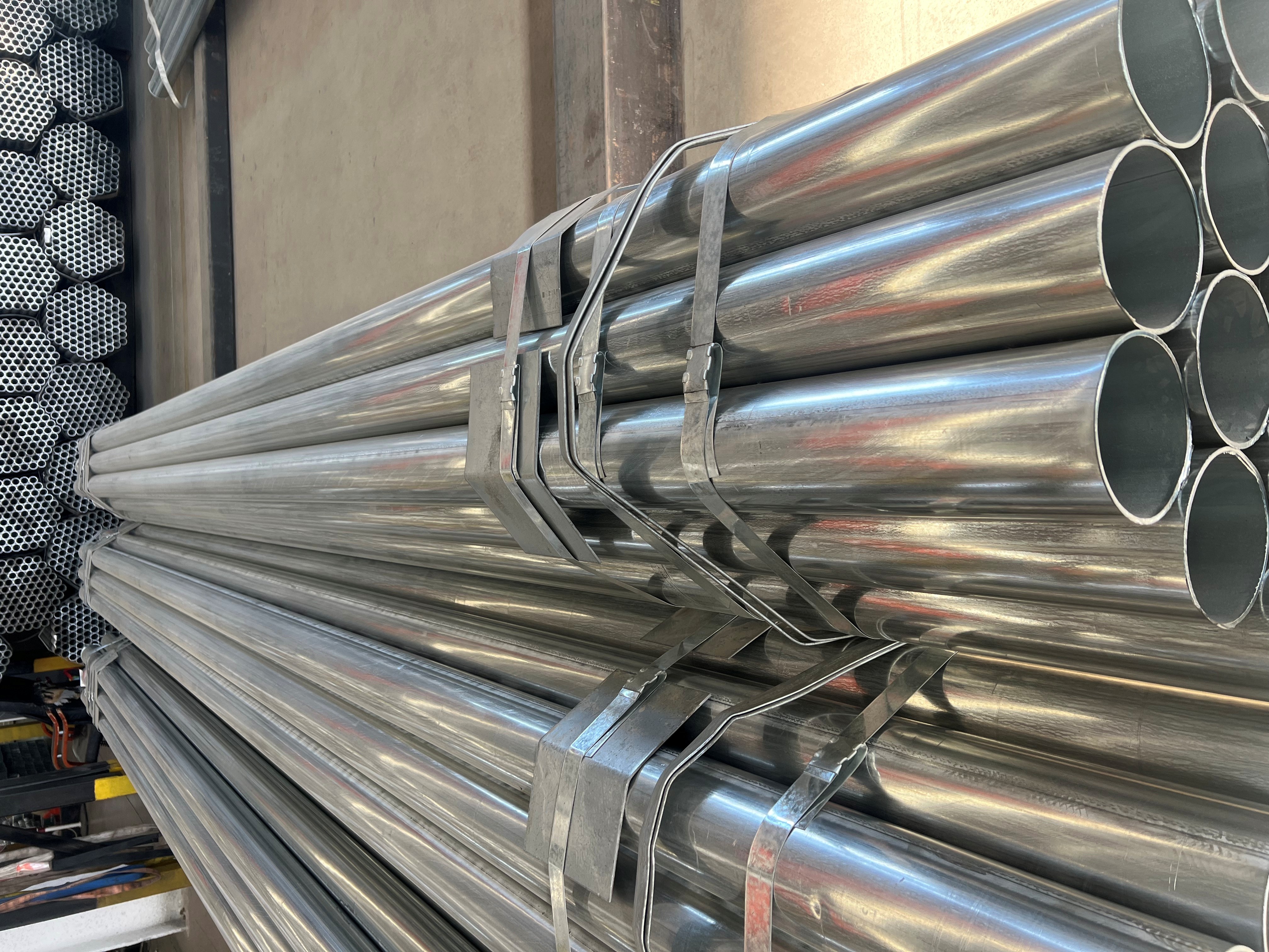 4-inch 1.5mm Galvanized Round Pipe product image
