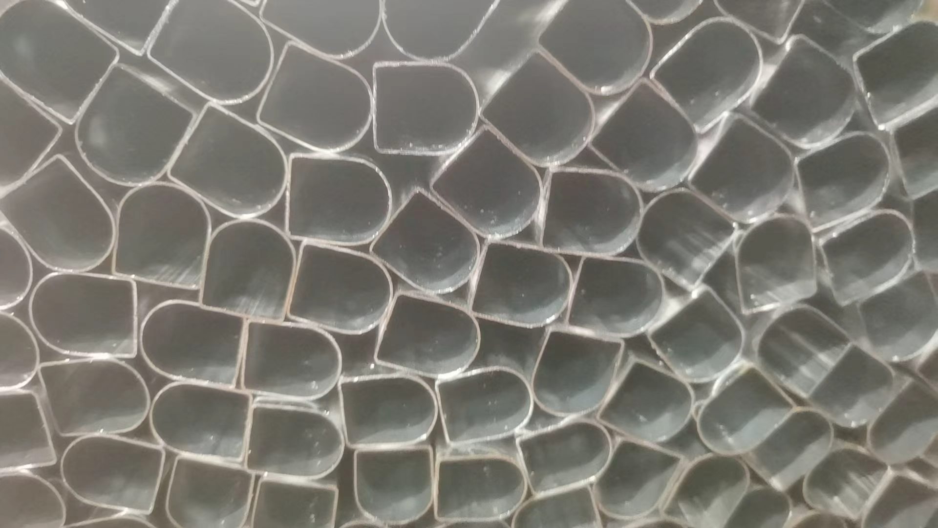 Custom Special-Shaped Tube gallery image 5